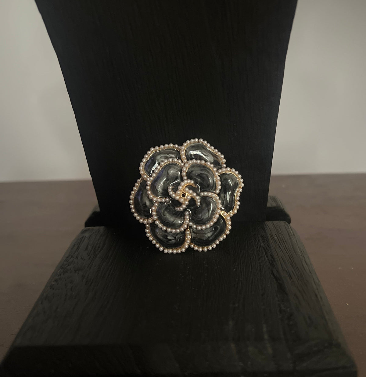 The Bloom Brooch